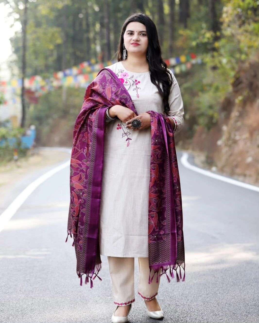 Women's Cotton Floral Printed Straight Kurti with Pant and Dupatta Set - Image 3